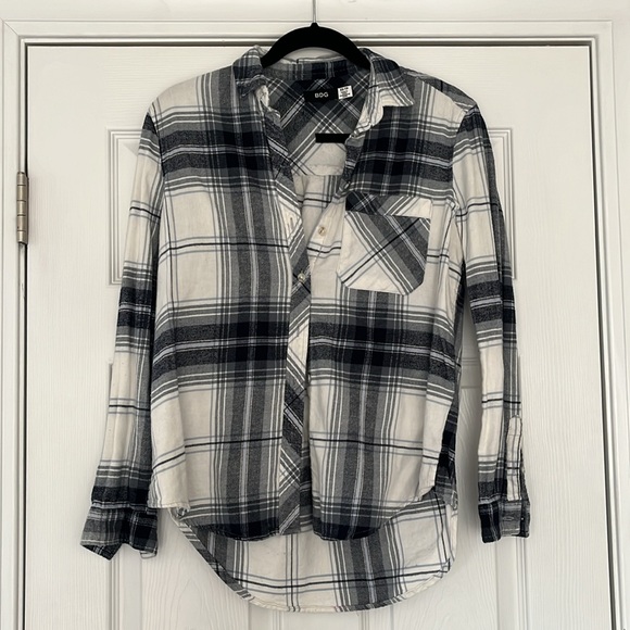 Urban Outfitters- BEG blue and white flannel,Sz Xs -oversized ( bin1) - Picture 2 of 7